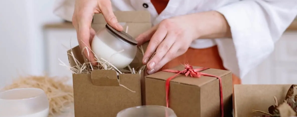 how-to-pack-candles-for-shipping